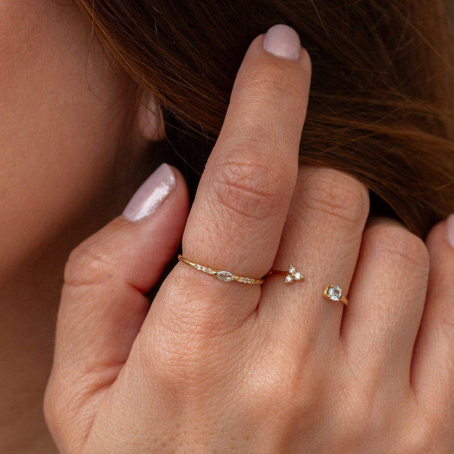 Anillo Marie con Aguamarina marquise y Diamantes