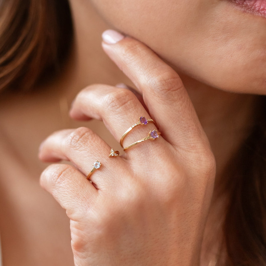 Anillo Marie con Amatista oval y Diamantes