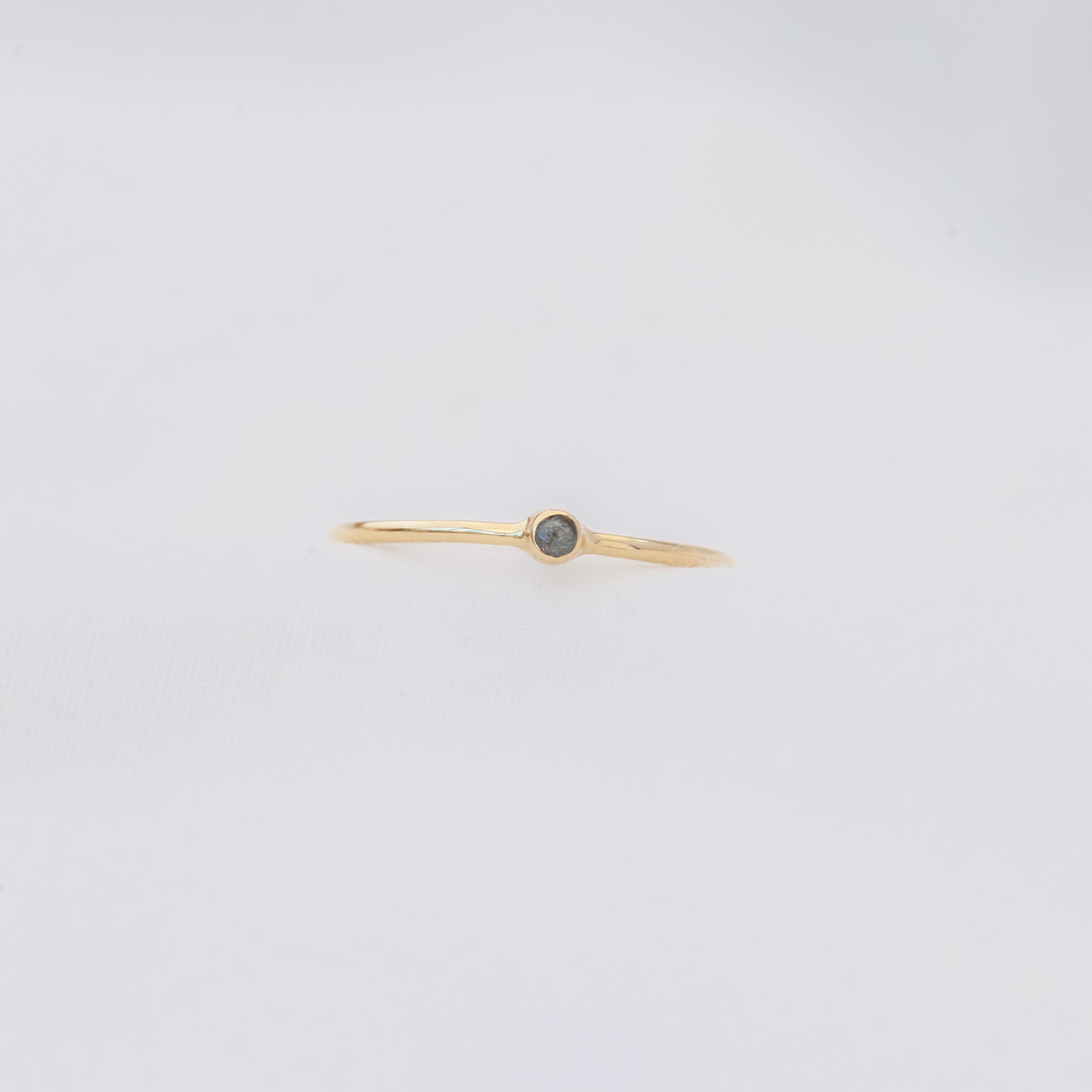 Anillo Ava