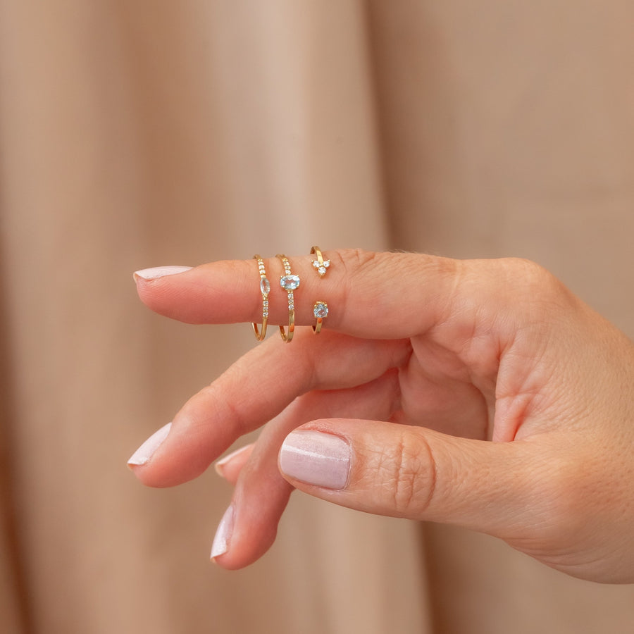 Anillo abierto Aguamarina y Cluster de Diamantes