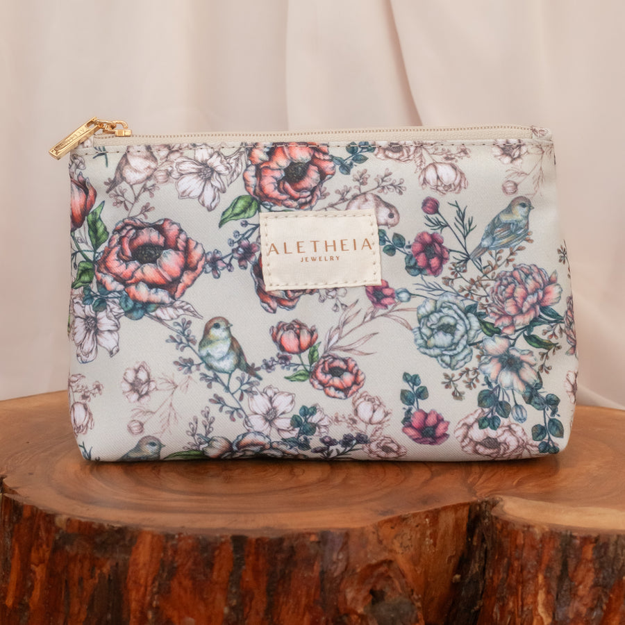 Aletheia Pouch
