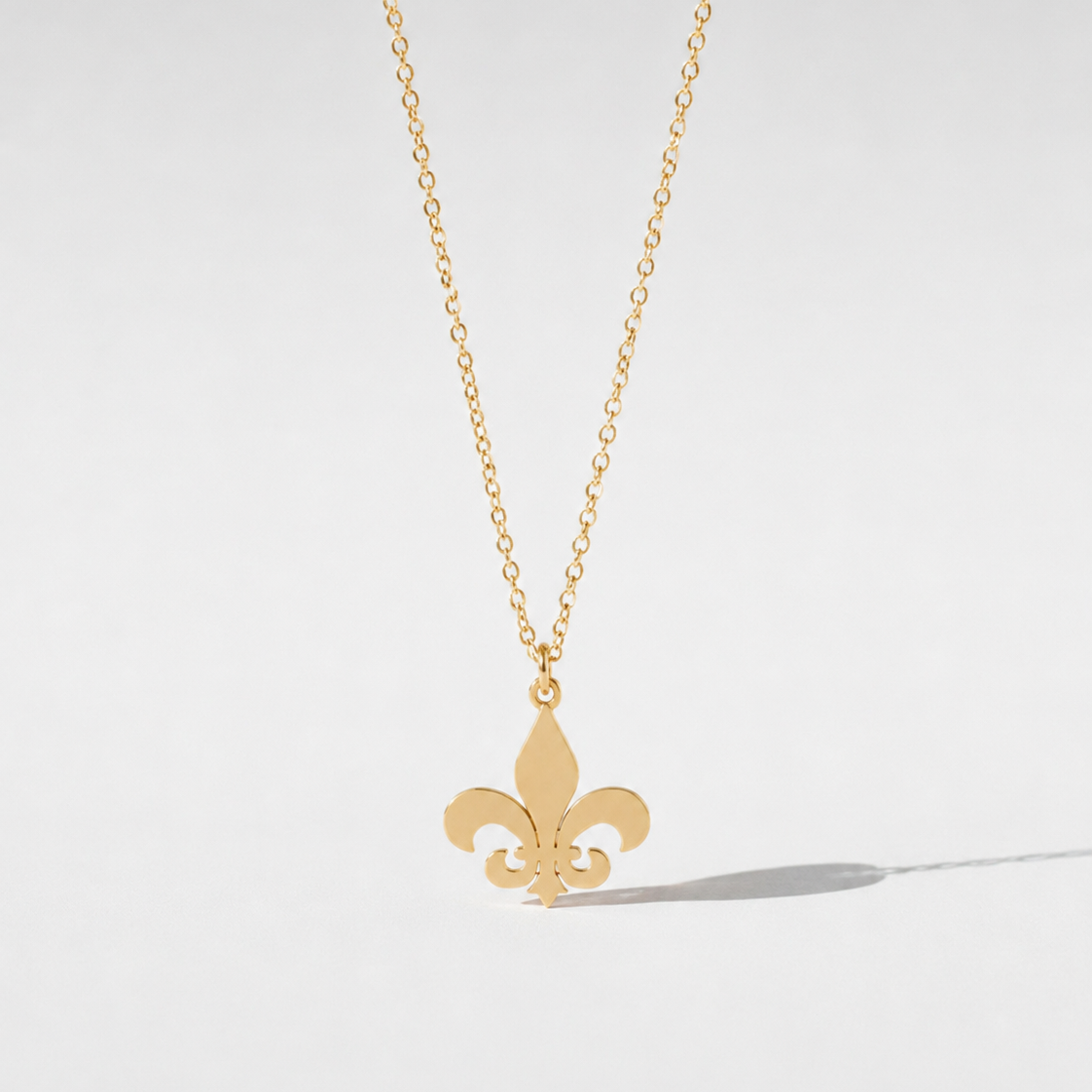 Collar Flor de Lis gold