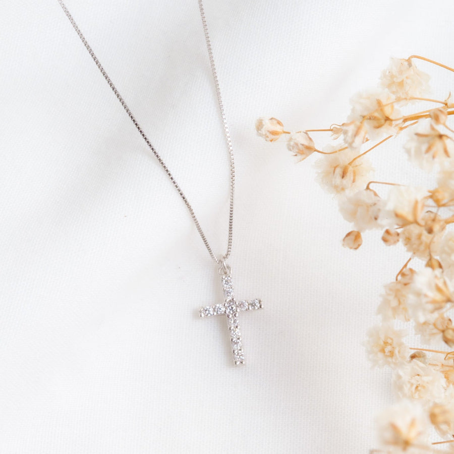 Collar Cruz con diamantes