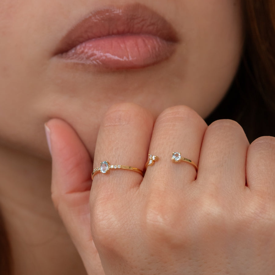 Anillo Marie con Aguamarina oval y Diamantes