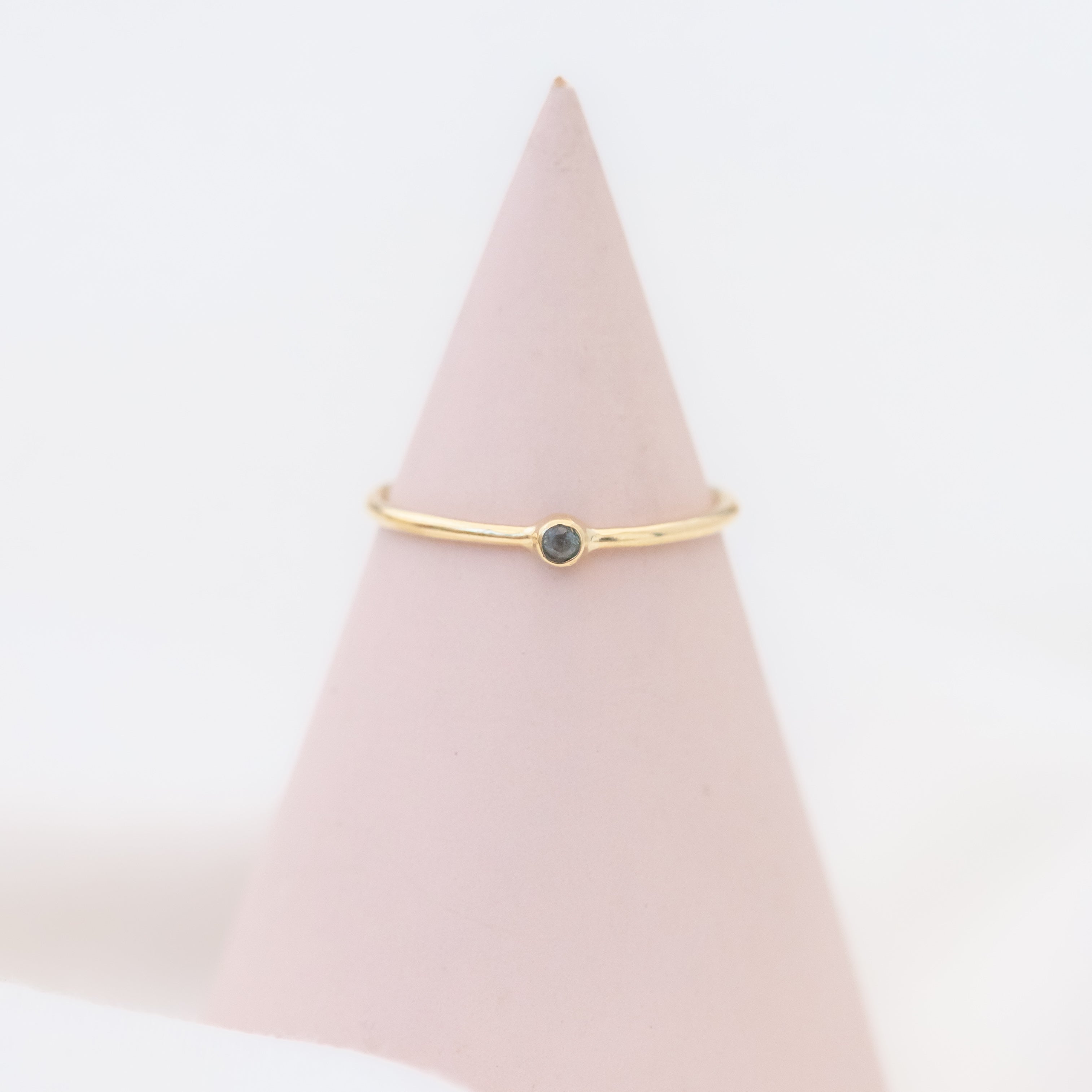Anillo Ava