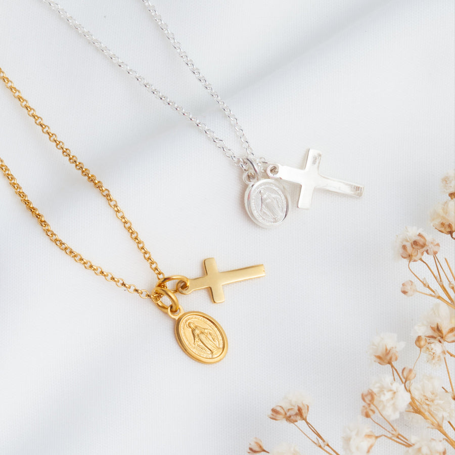 Collar con Medalla y Cruz