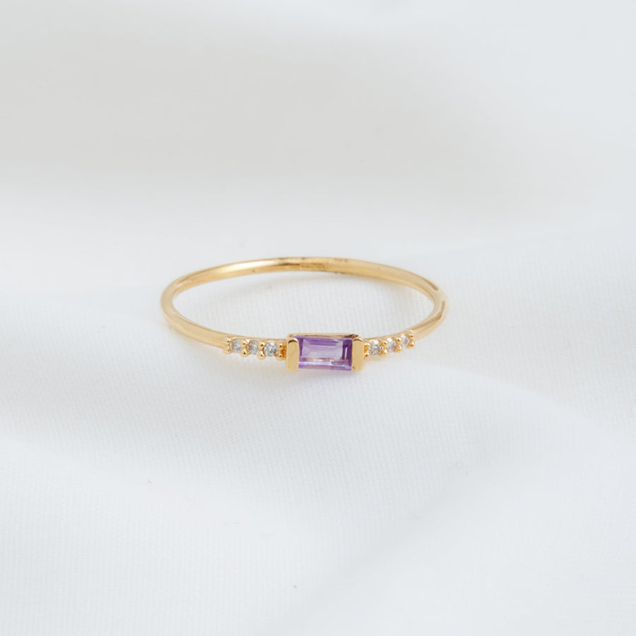 Anillo Marie con Amatista Baguette y 6 Diamantes