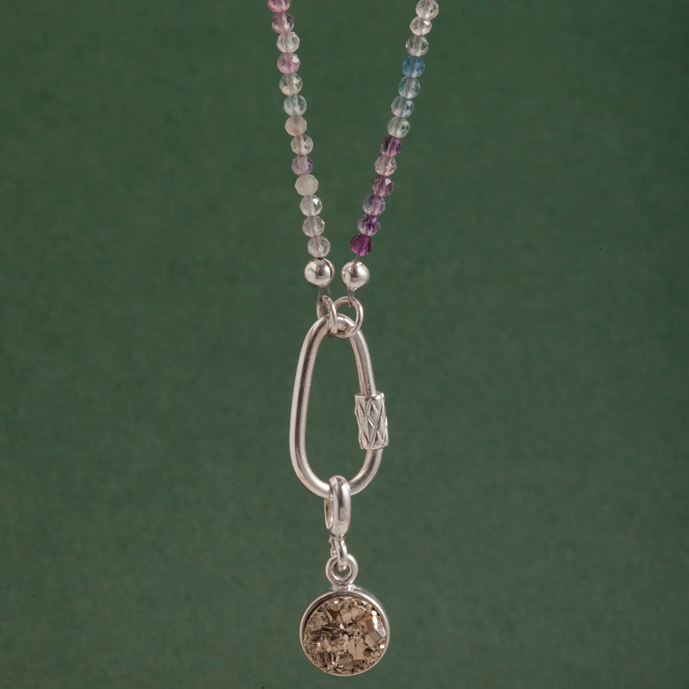 Collar Bahar con Fluorita