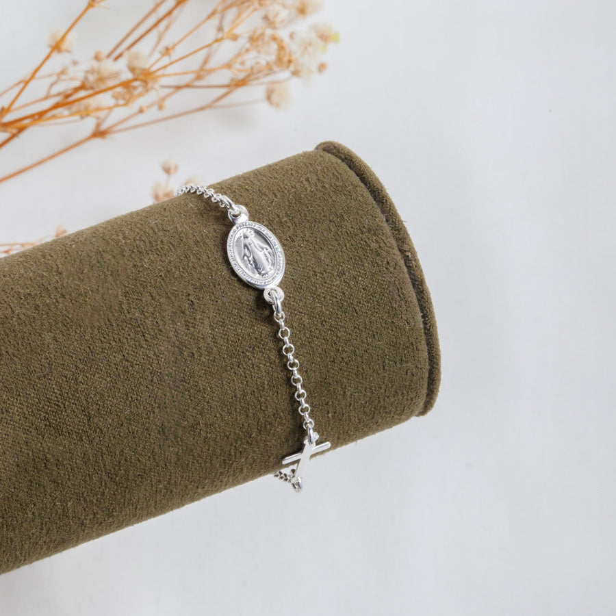 Pulsera con Medalla y Cruz niña