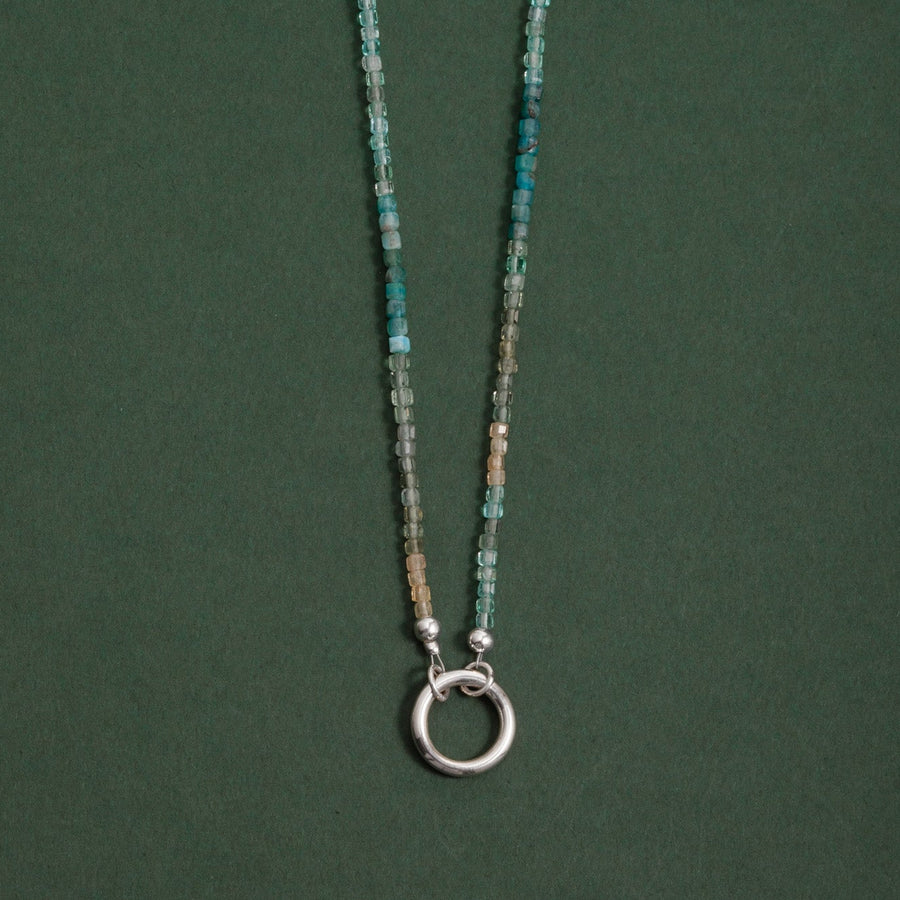 Collar Bahar con Apatito