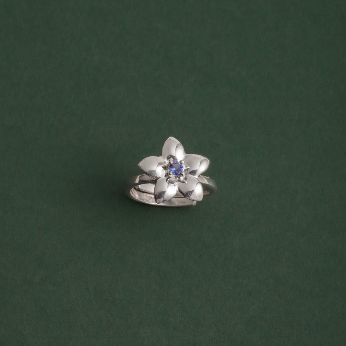 Anillo Narcisa Tanzanita