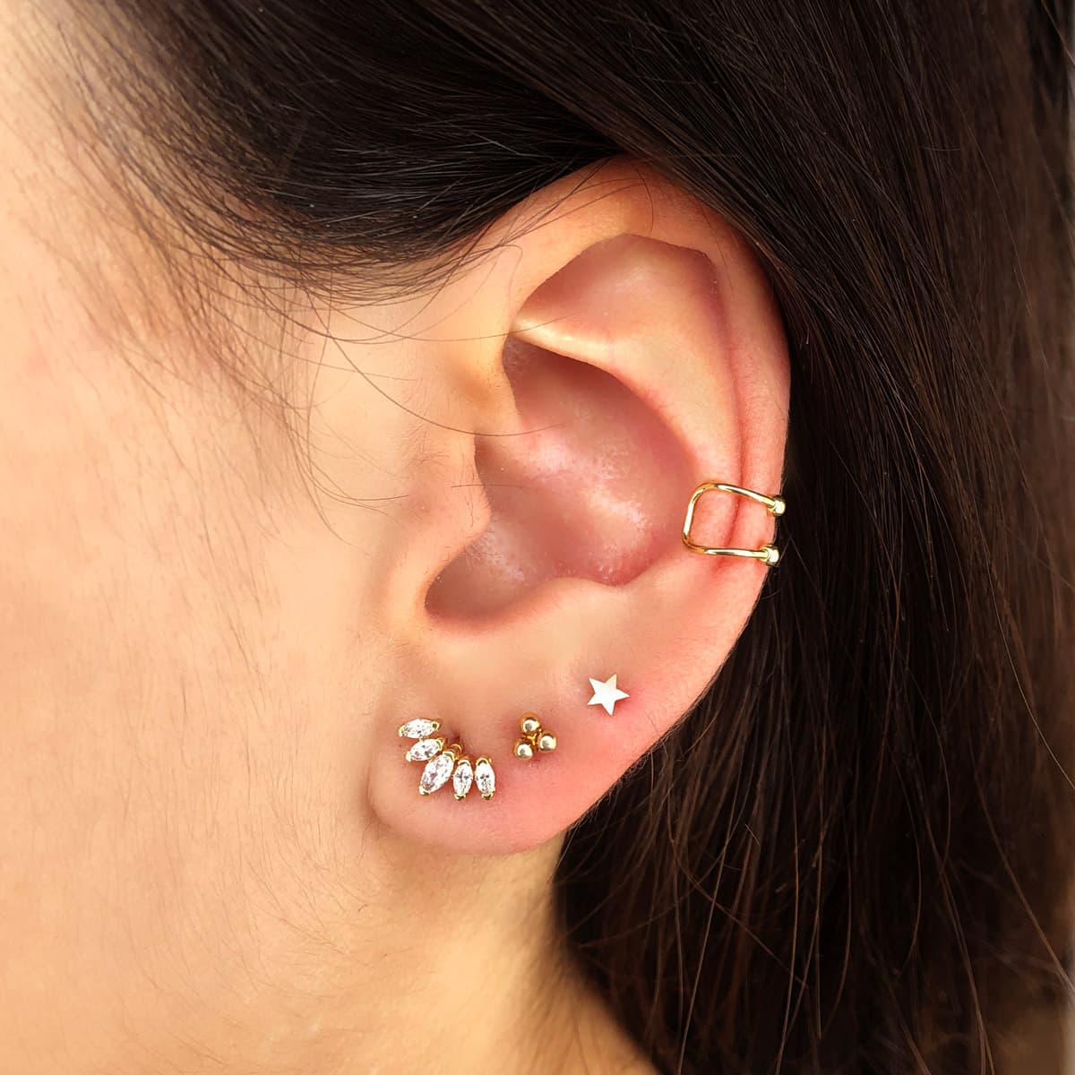 Piercing Pirámides