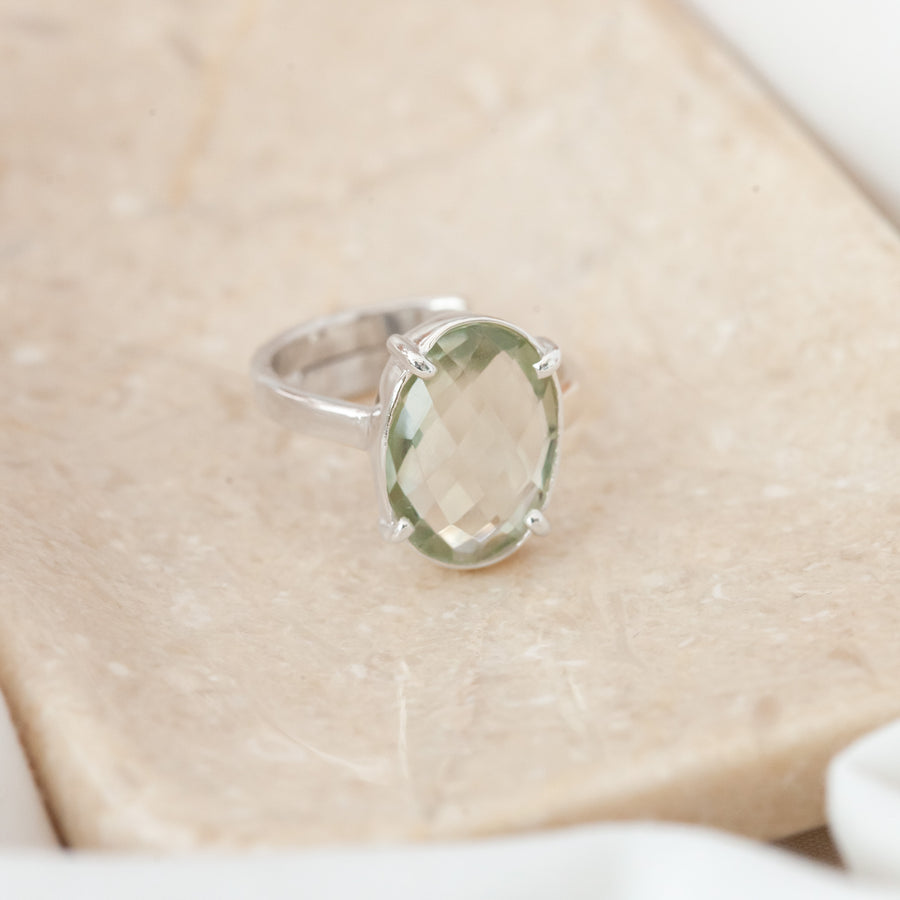Anillo Artemisa  Prasiolita regulable