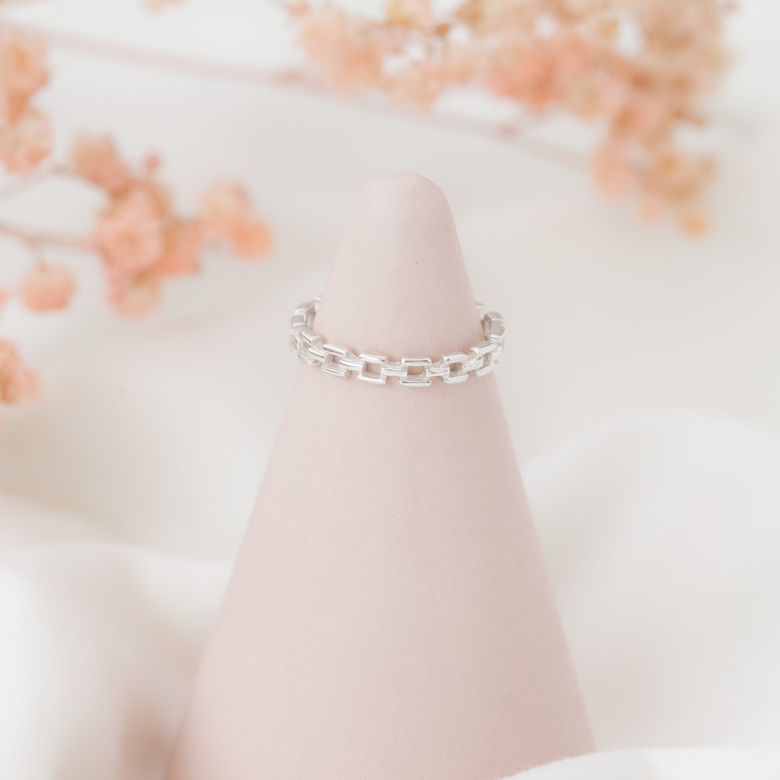 Anillo Cadena Entrelazada