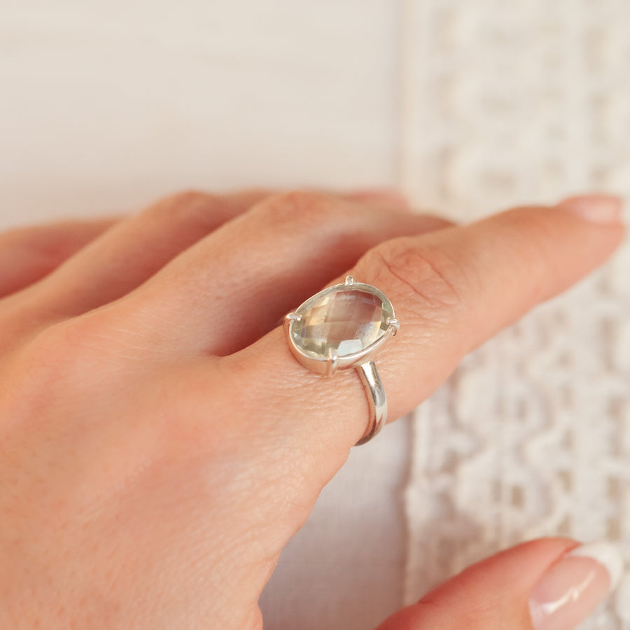 Anillo Artemisa  Prasiolita regulable