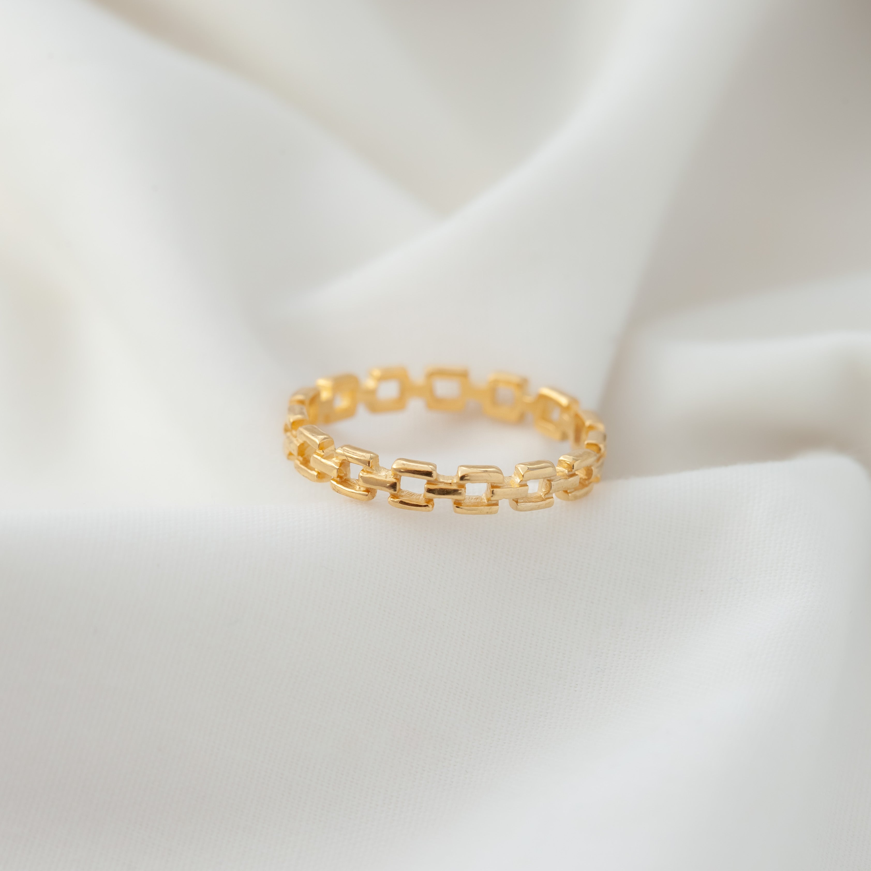 Anillo Cadena Entrelazada