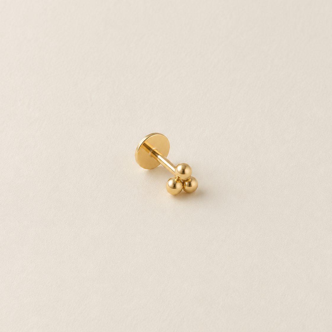 Piercing Pirámides