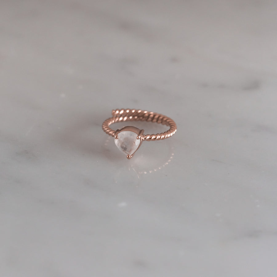 Anillo Letizia Piedra Luna rose gold
