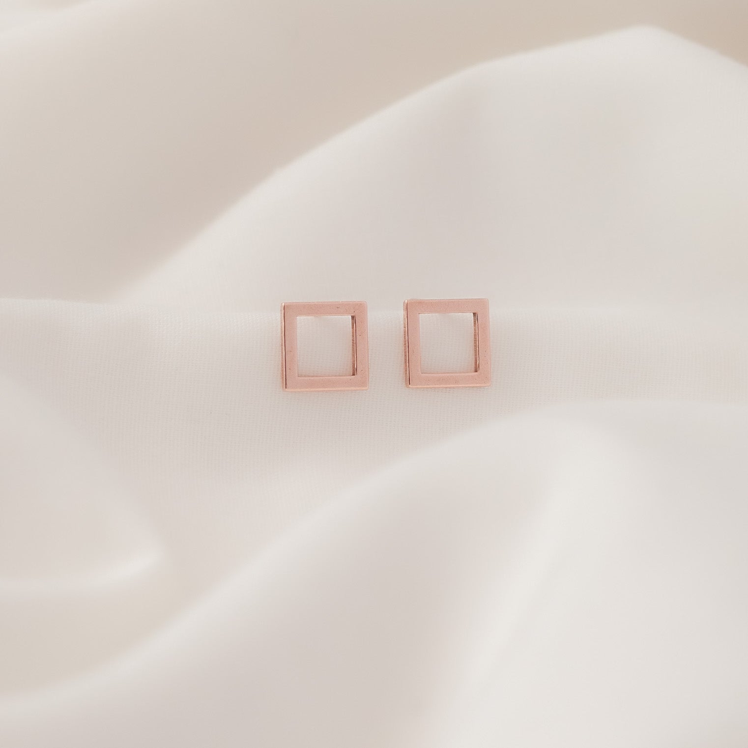 Aretes Cuadrado