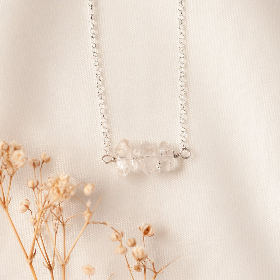 Collar Tania con Cuarzo Herkimer
