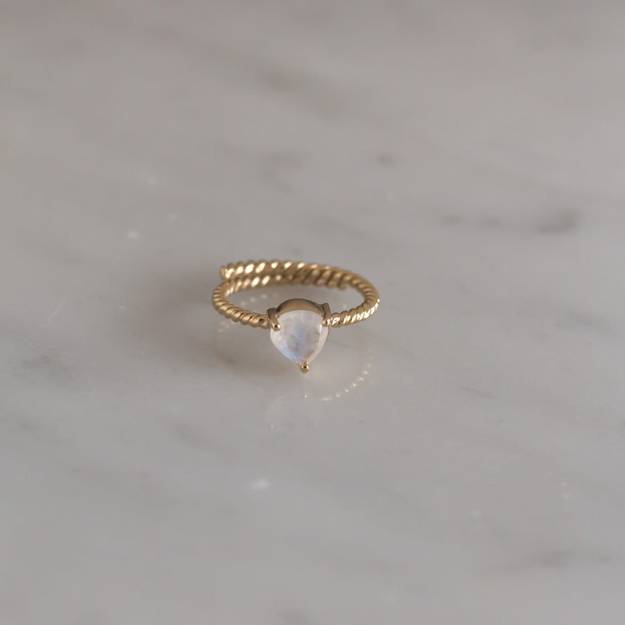 Anillo Letizia Piedra Luna gold