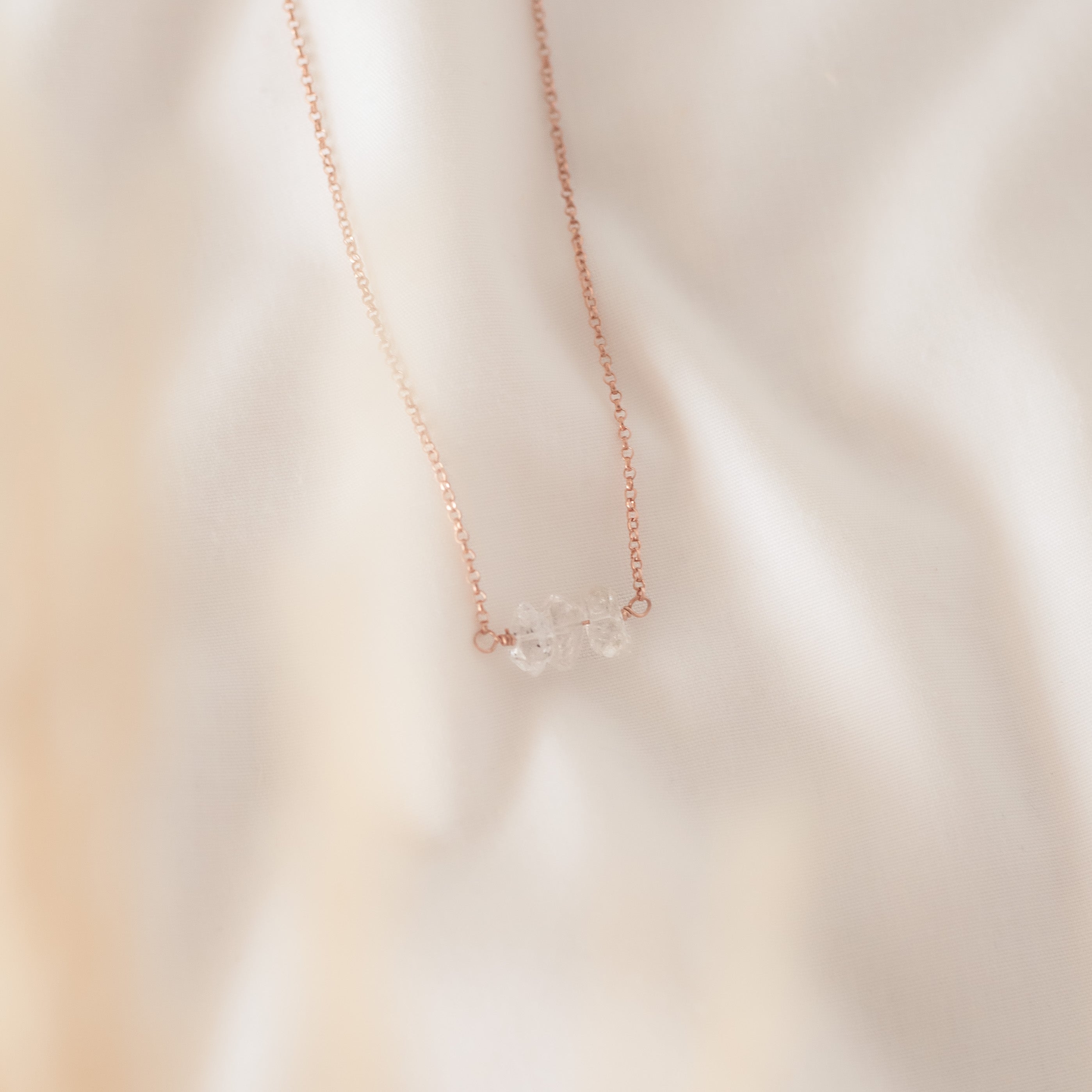 Collar Tania con Cuarzo Herkimer