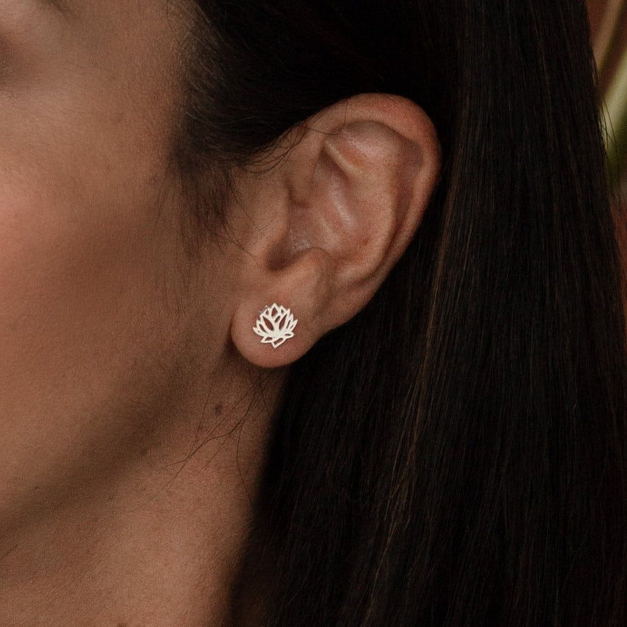 Aretes Flor de Loto