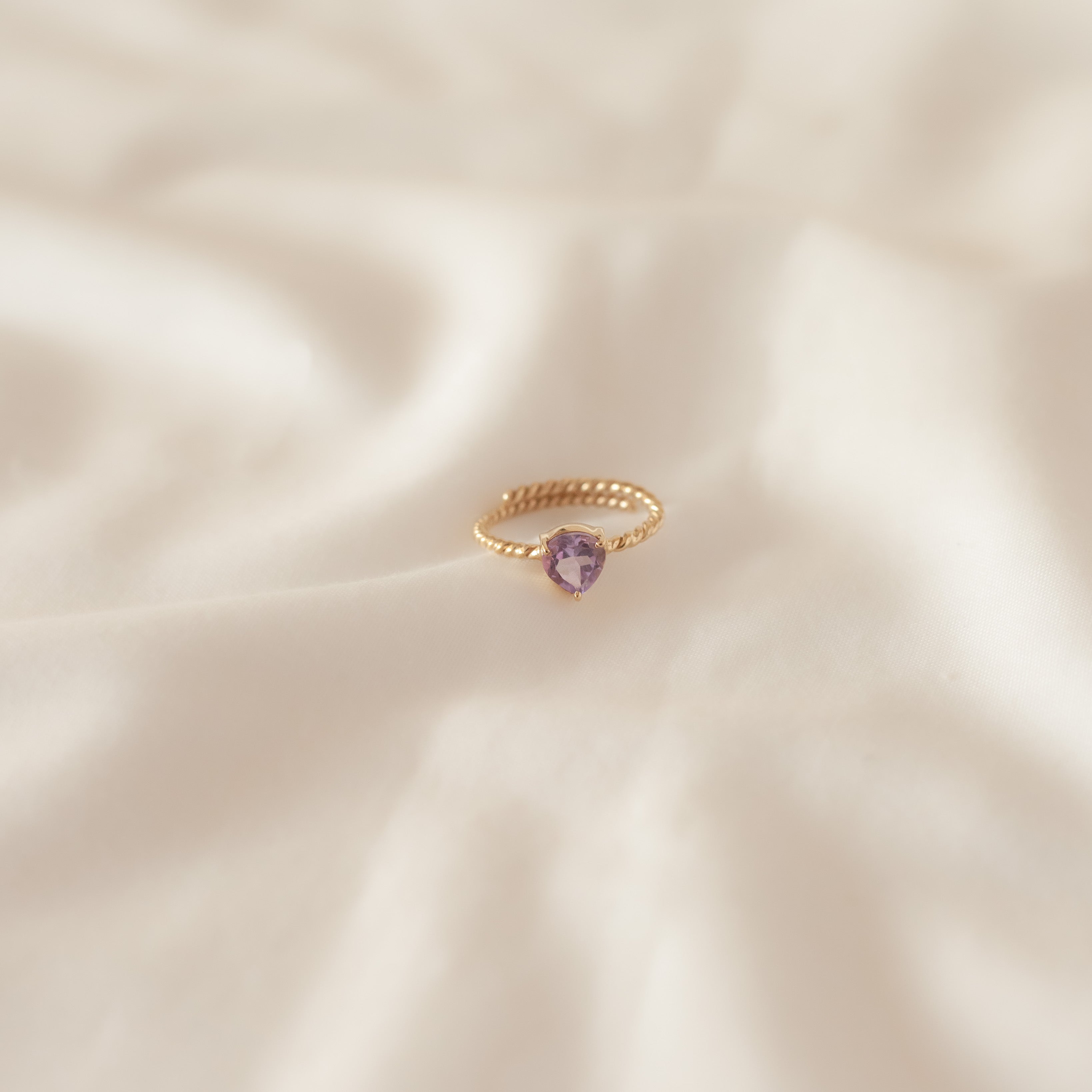 Anillo Letizia Amatista gold