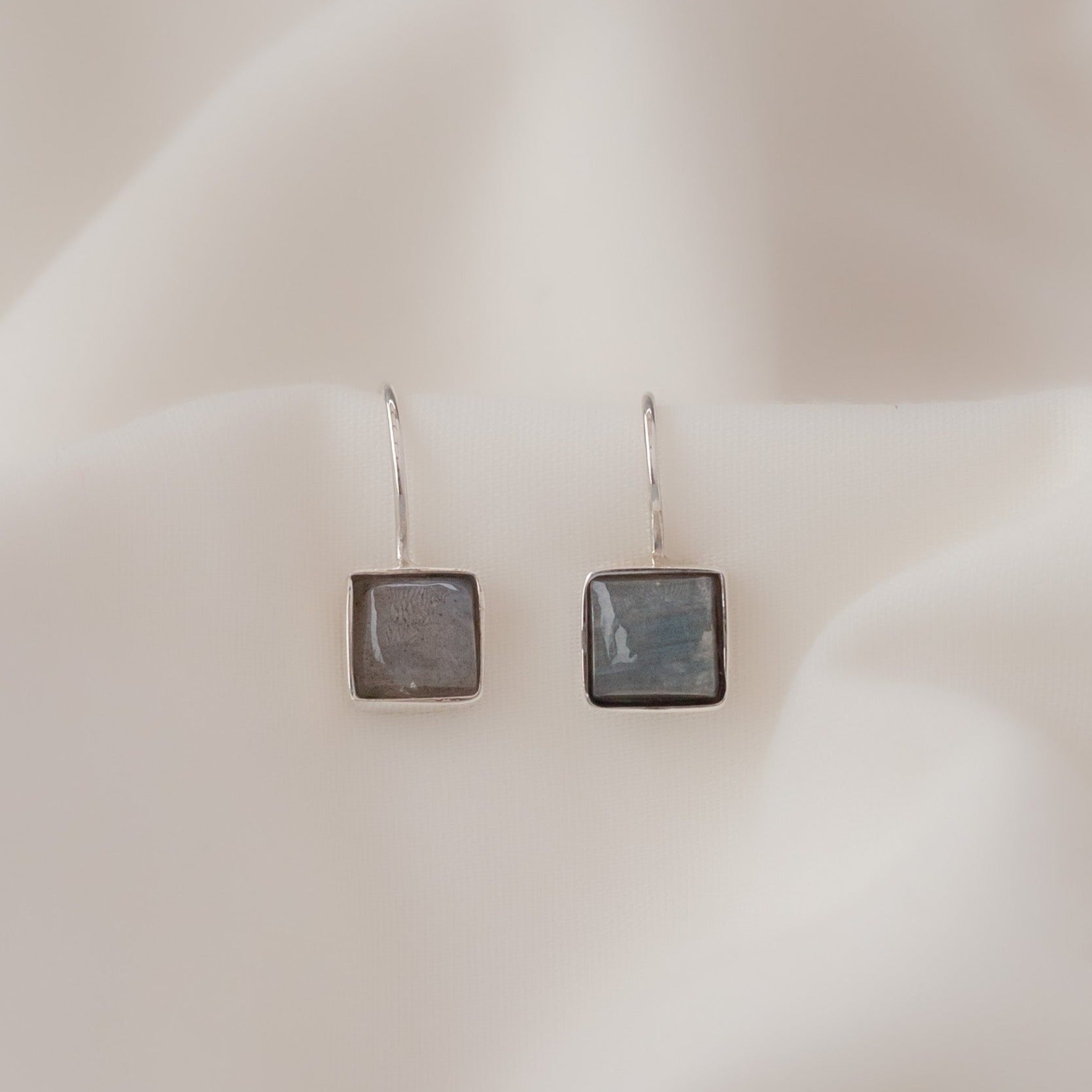 Aretes Regina Labradorita silver