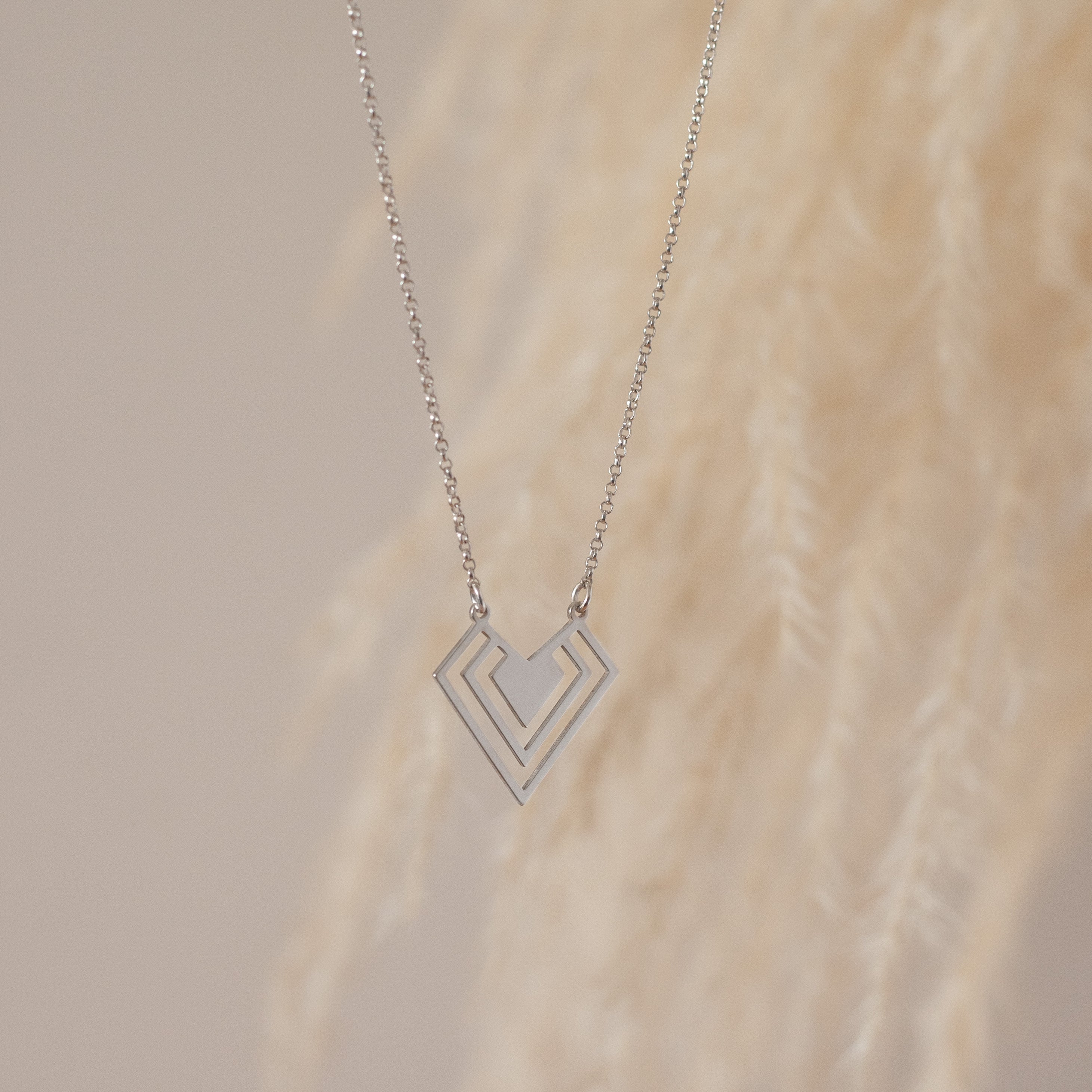 Collar Corazón Geométrico silver