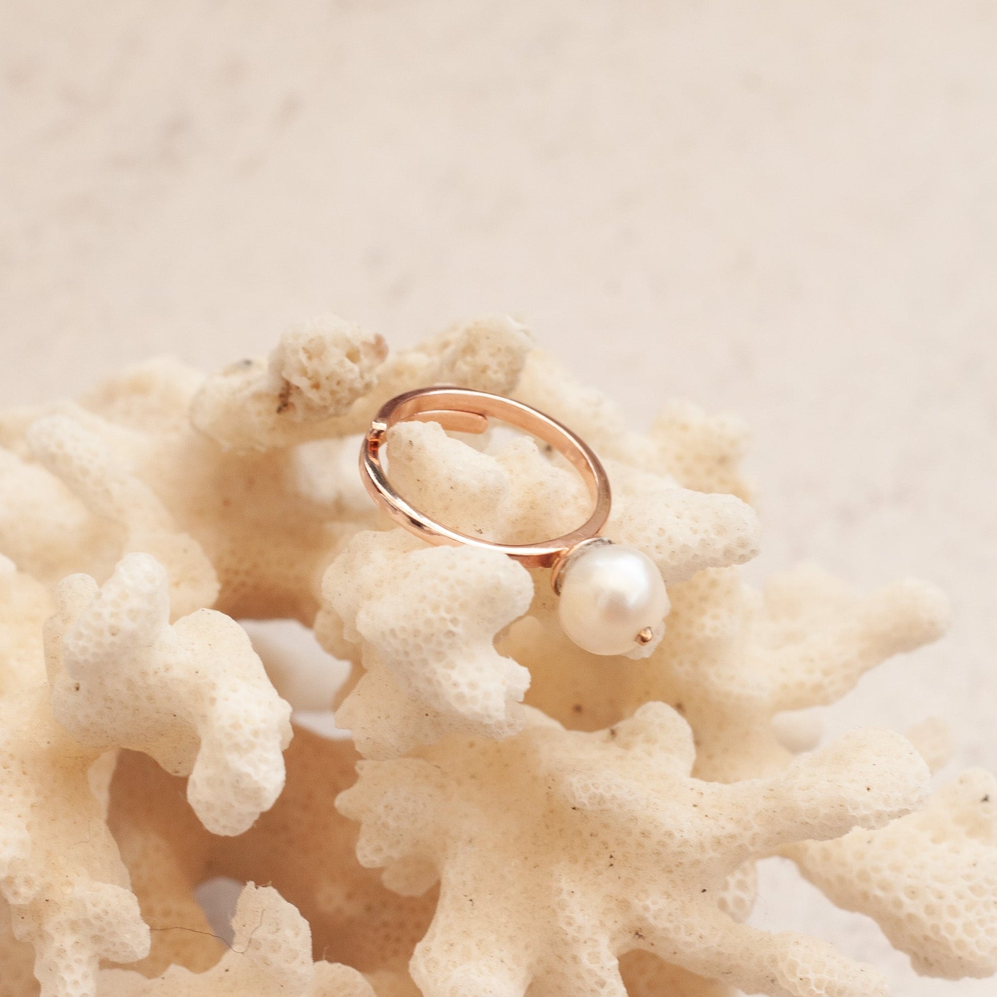 Anillo Amaia regulable con Perlas rose gold