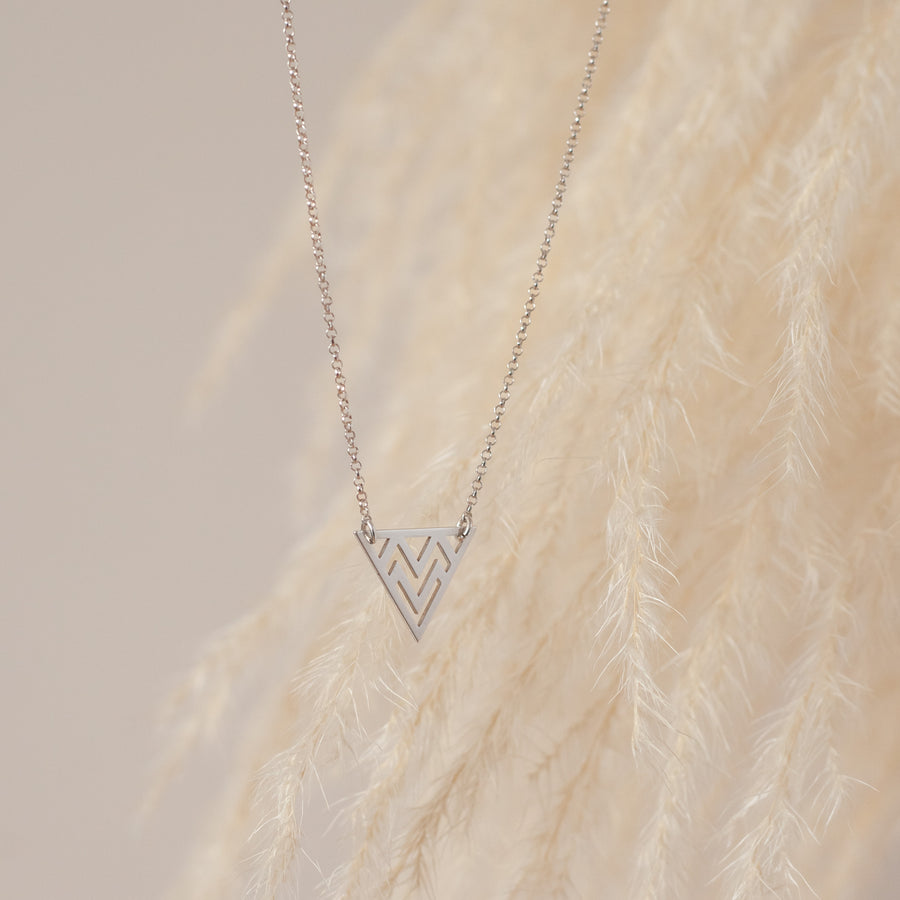 Collar Triángulo silver