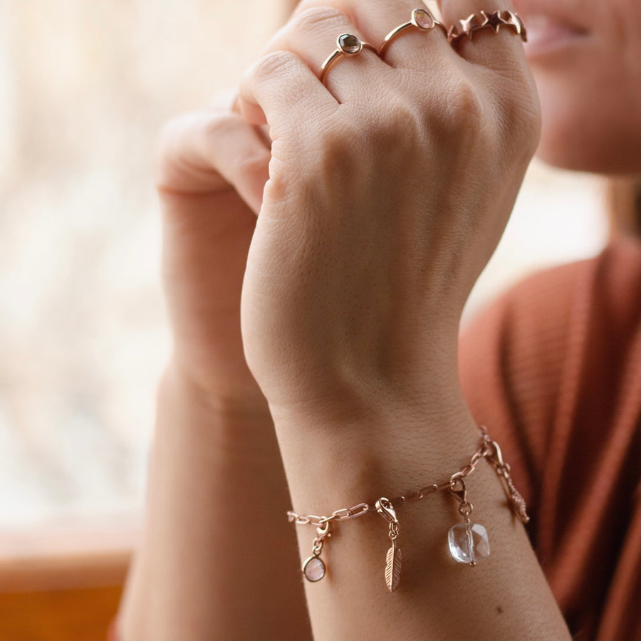Dije Pluma rose gold