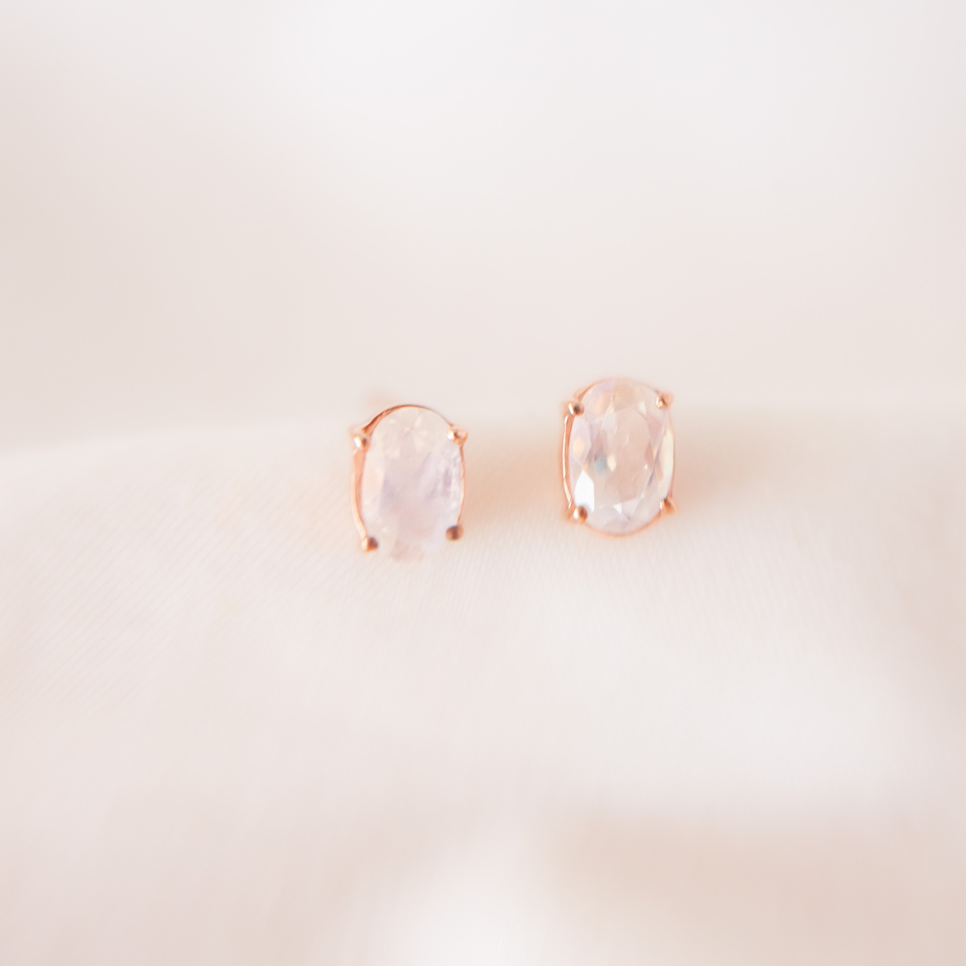 Aretes Aura