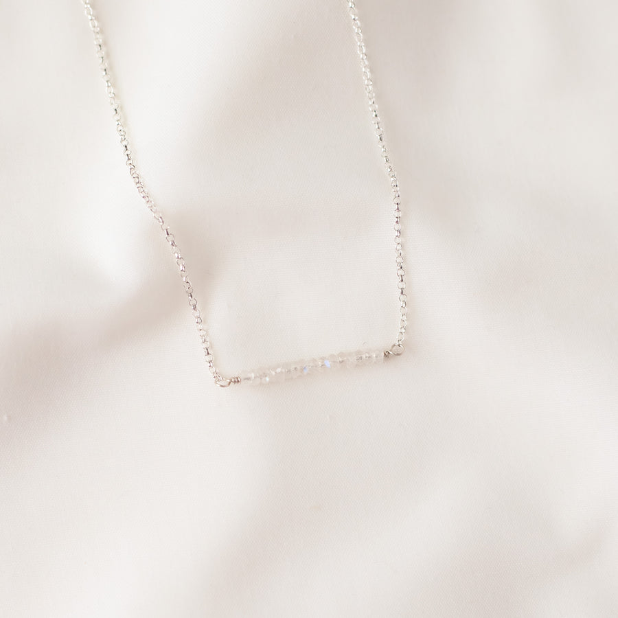 Collar Tania piedra luna silver