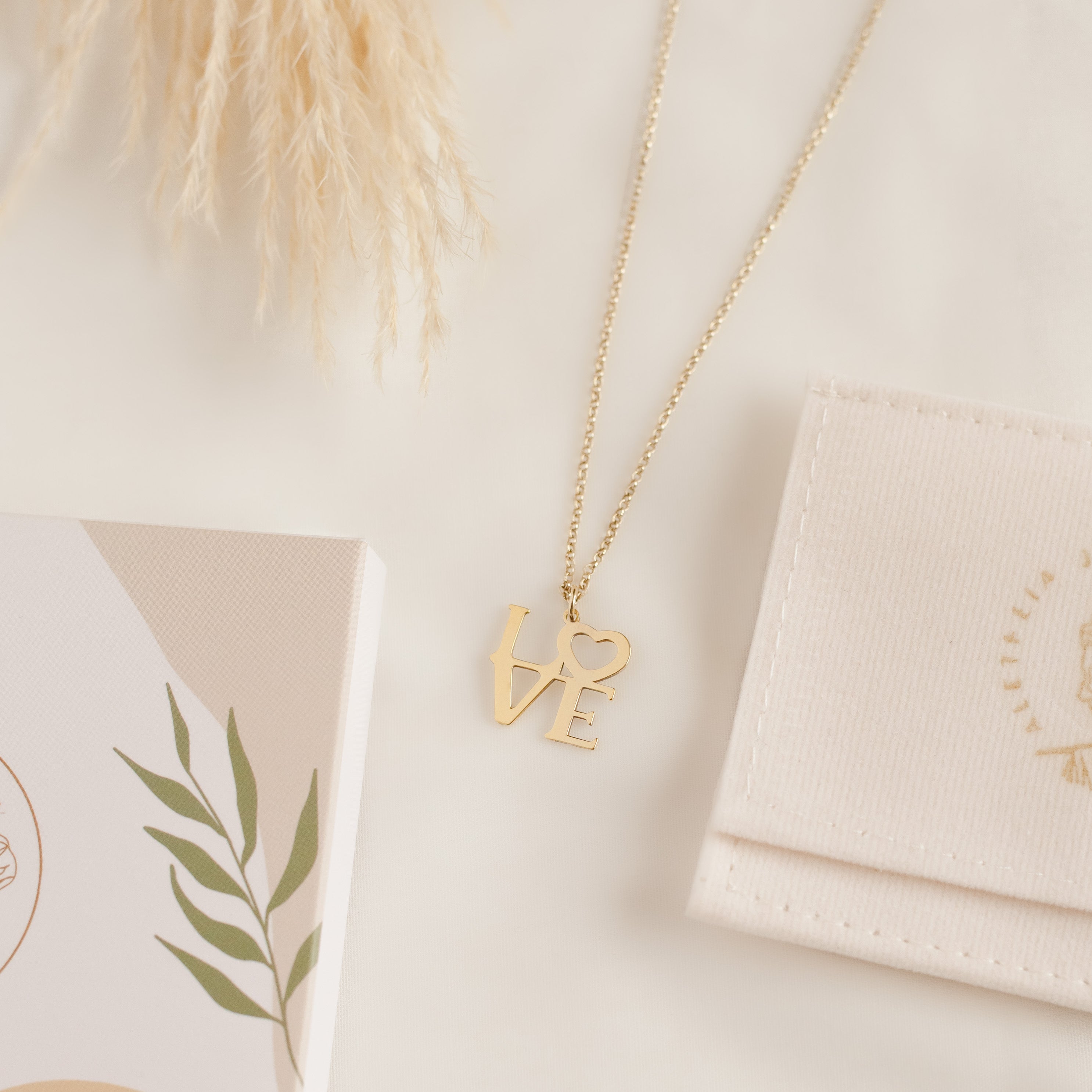 Collar Love gold