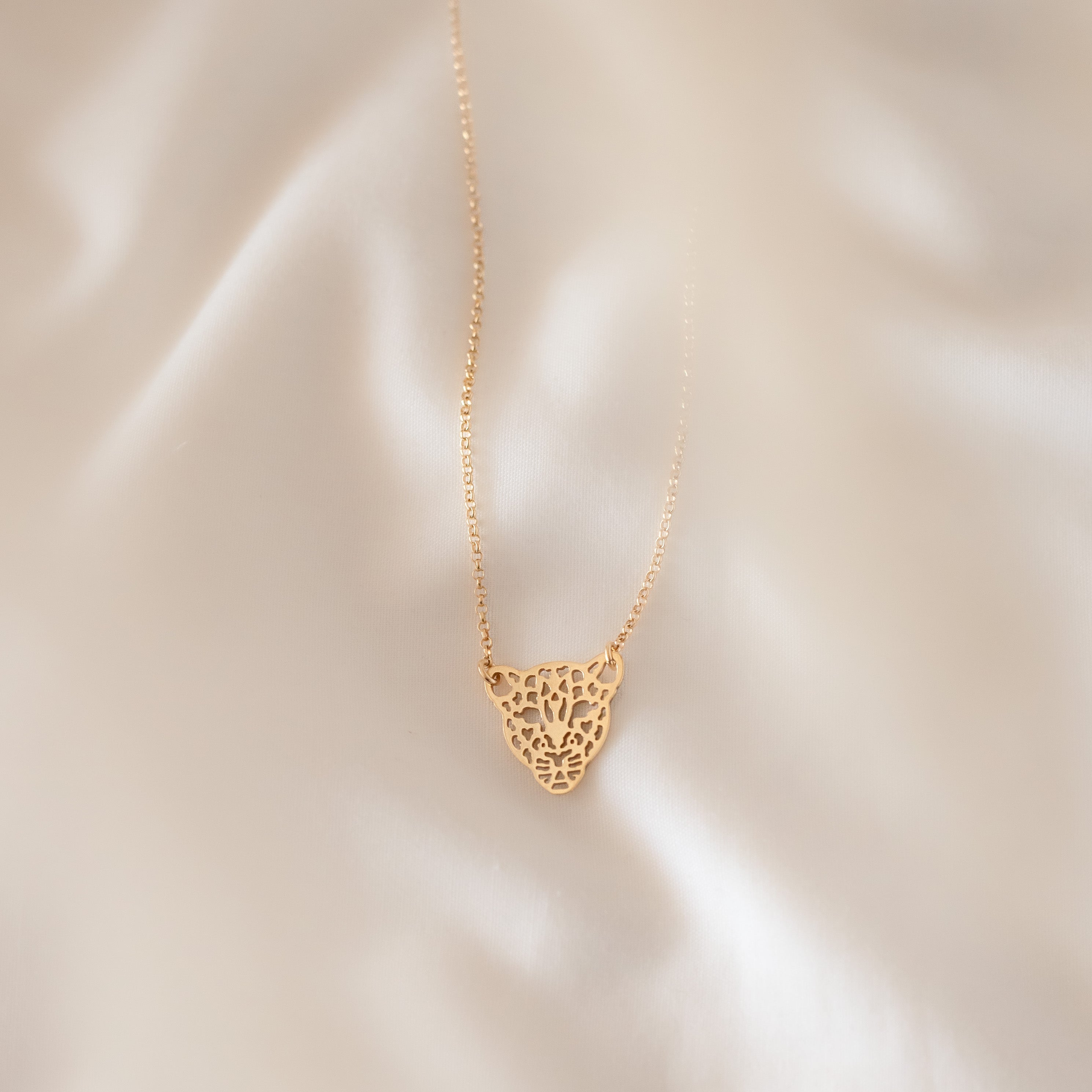 Collar Leopardo gold