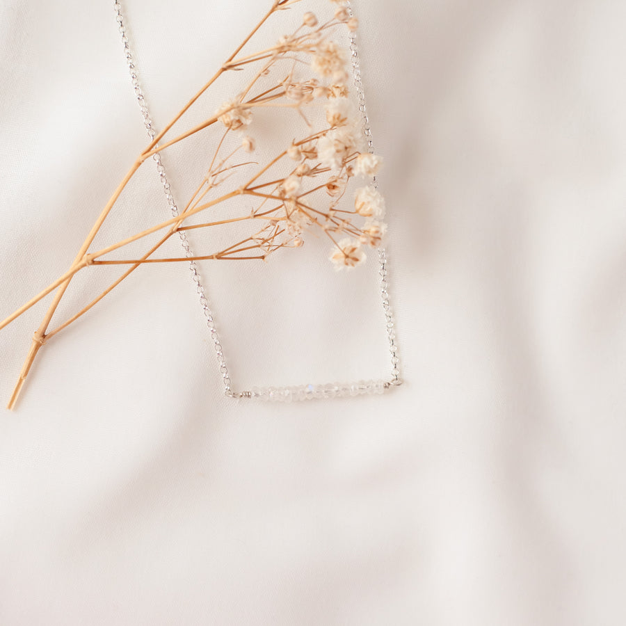 Collar Tania piedra luna silver