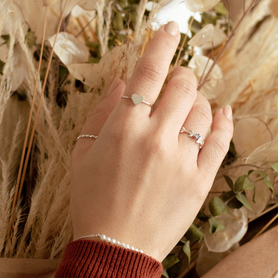 Anillo Aletheia con piedra Tanzanita silver